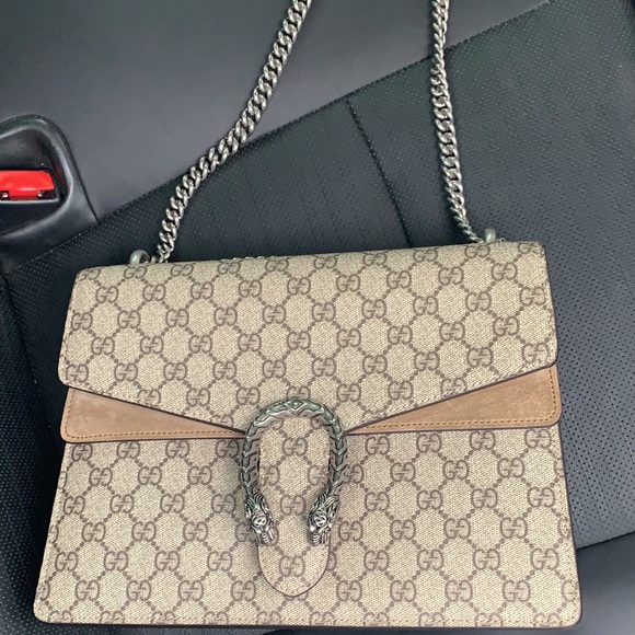 Gucci Handbags - Authentic Medium size Gucci Bag